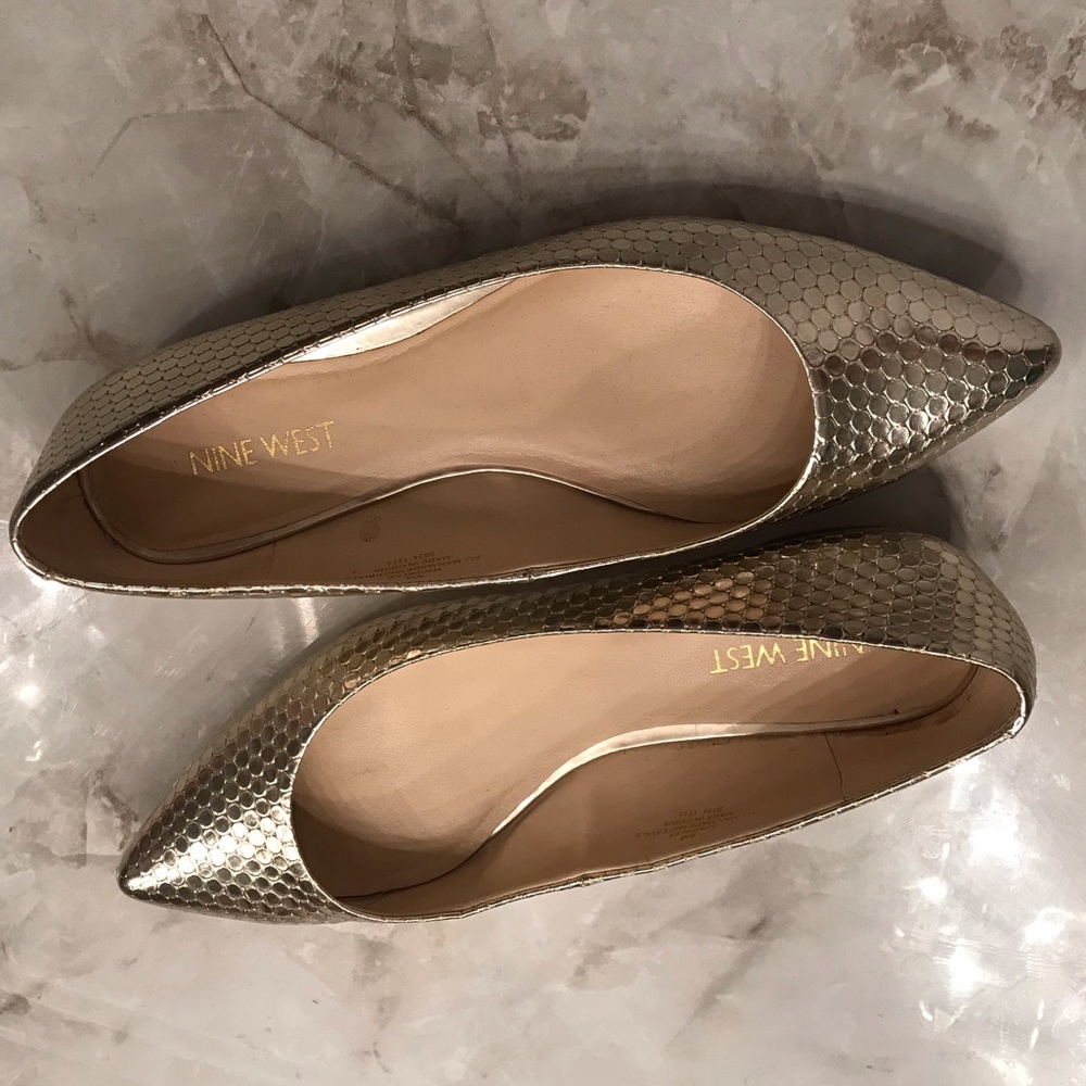 Nine West gold flats